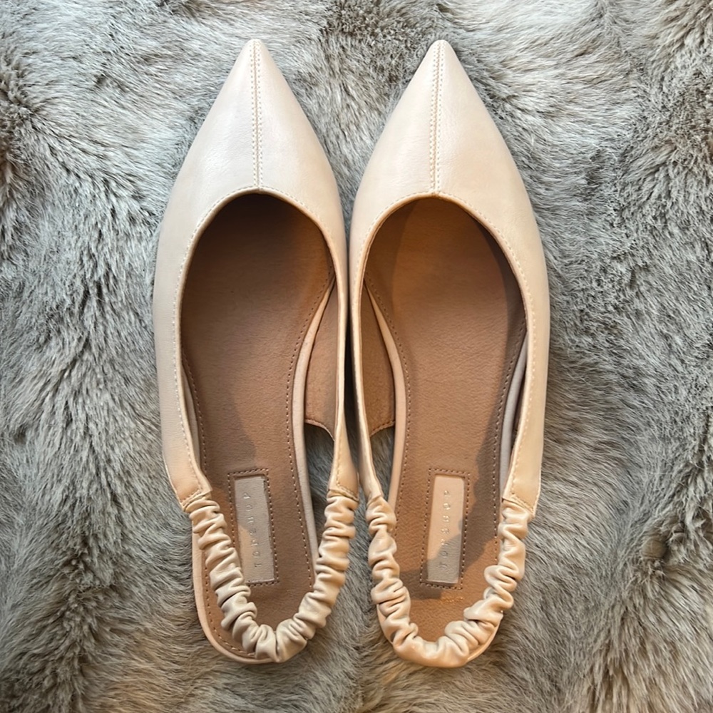 Cream colored, Pointed flats